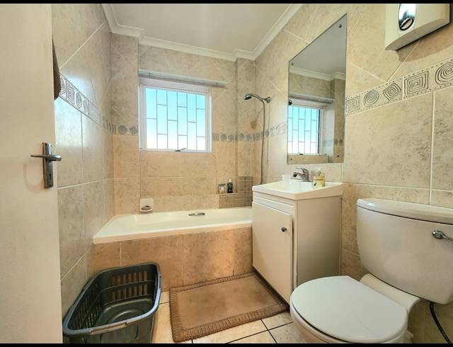2 BEDROOM APARTMENT TO LET IN CENTURY CITY